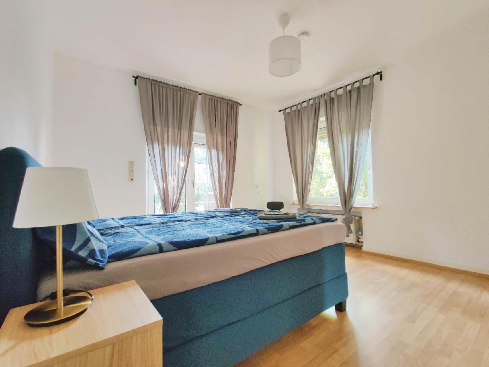 City House Нойс Екстер'єр фото